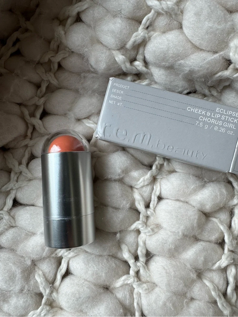 r.e.m. beauty Cheek & Lip Stick - Chorus Girl (Peach-Orange)